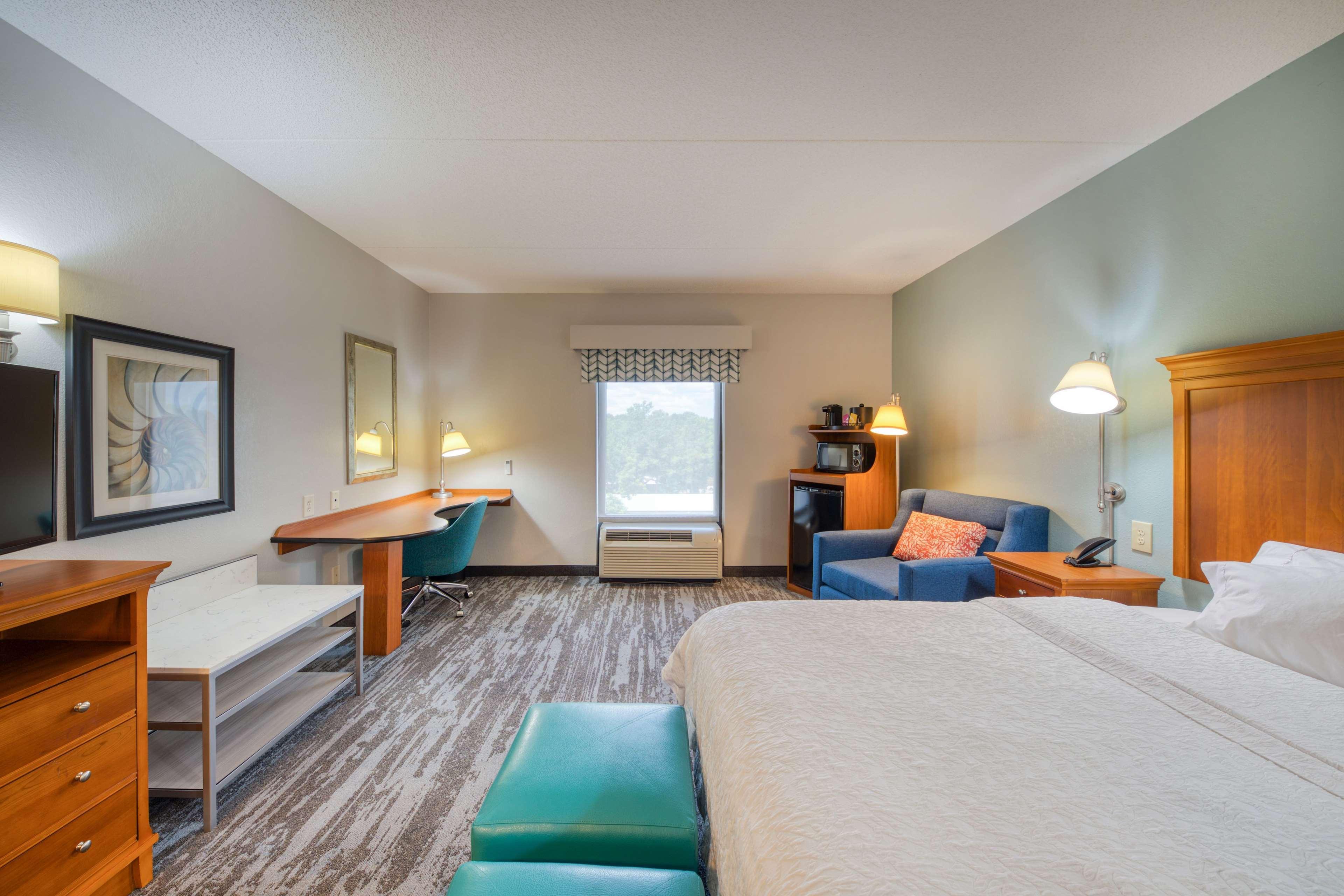 Hampton Inn Wilmington University Area Экстерьер фото