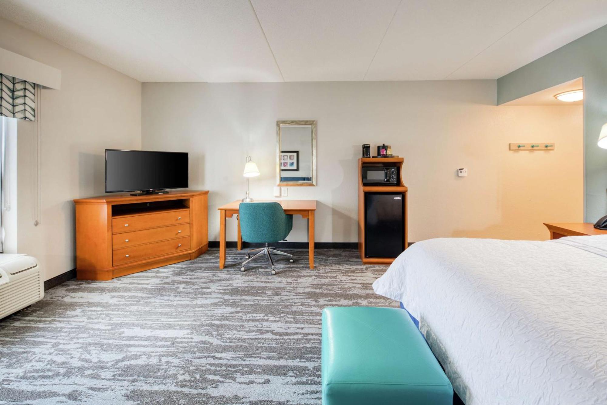 Hampton Inn Wilmington University Area Экстерьер фото