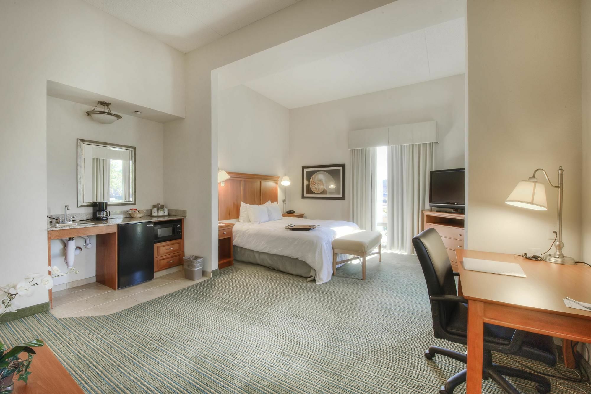 Hampton Inn Wilmington University Area Экстерьер фото